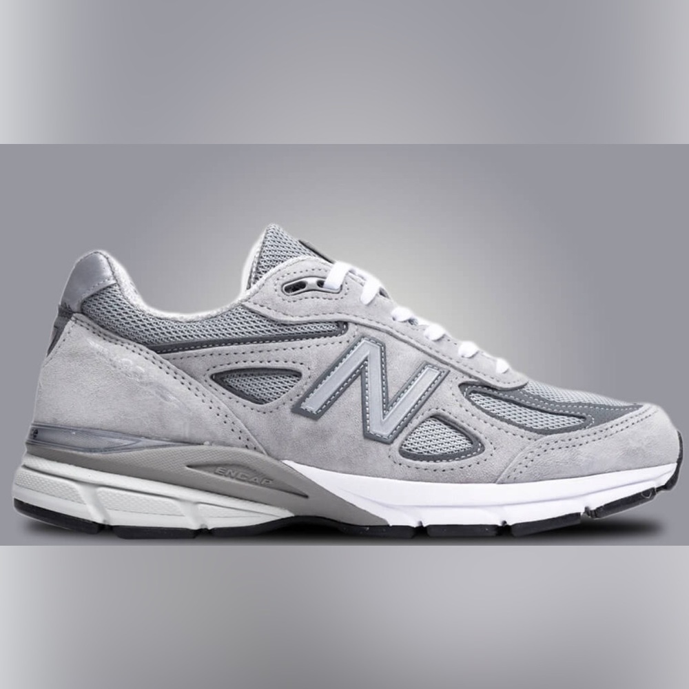 New balance 990 v4